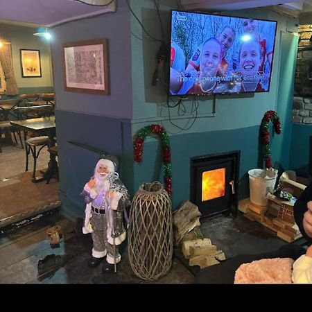 Kings Head Hotel Chacewater Kültér fotó
